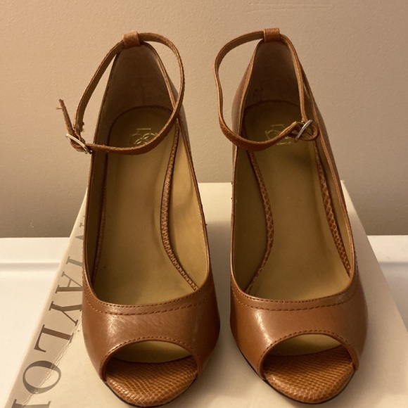 Ann Taylor leather peep toe wedge (size 7) - Picture 2 of 5